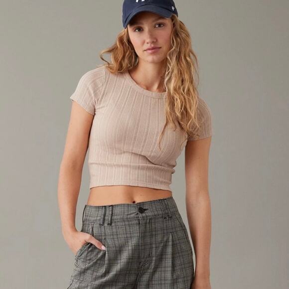 American Eagle AE Cropped Pointelle Hey Baby Tee Oatmeal Cream size XL - Picture 2 of 9